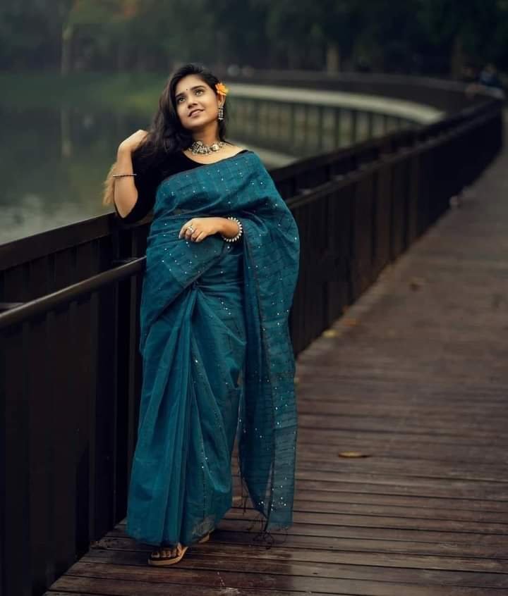 চুমকি শাড়ি নারীর ঐতিহ্যের অনন্য প্রতীক